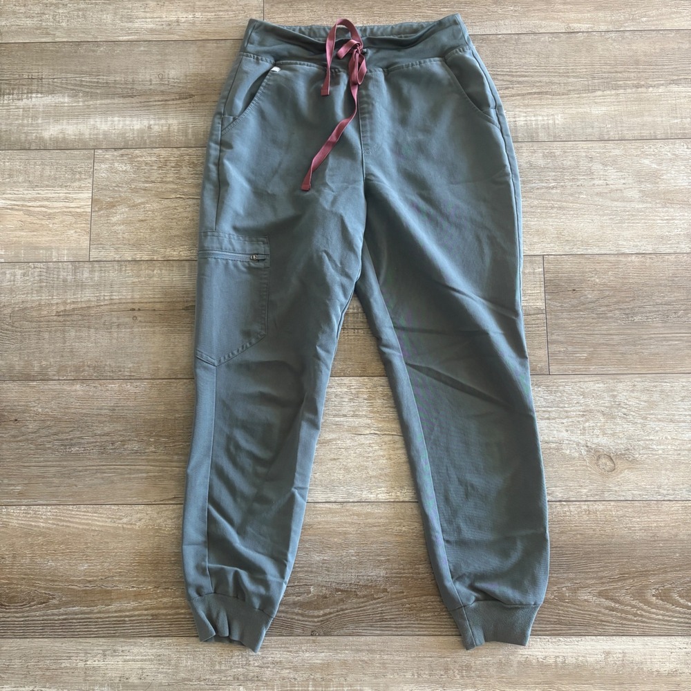 FIGS Zamora Jogger Scrub Pants Women S/P Small Petite Moss Green Cargo Pockets